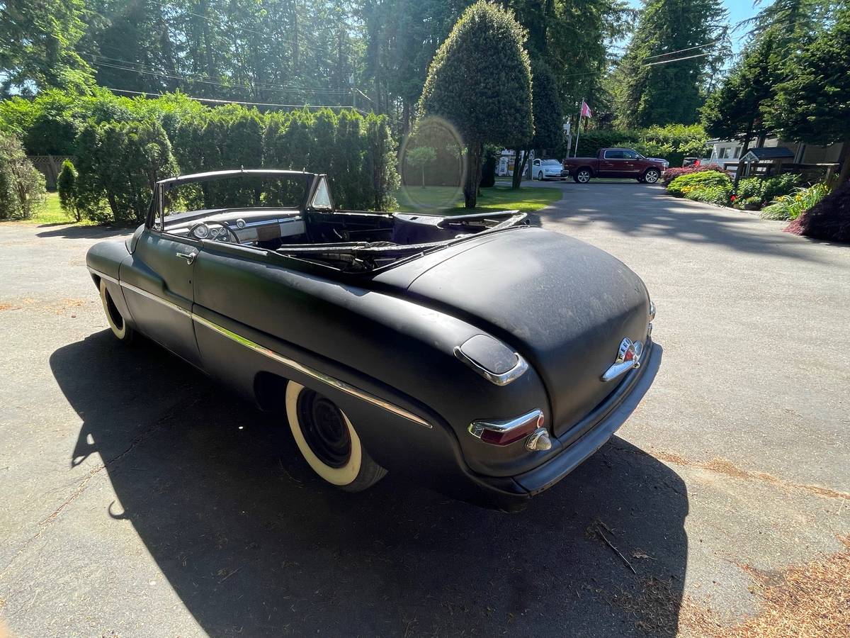 Mercury-Monterey-1949-black-9