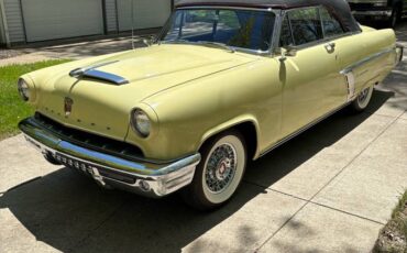 Mercury-Monterey-1952-yellow-4