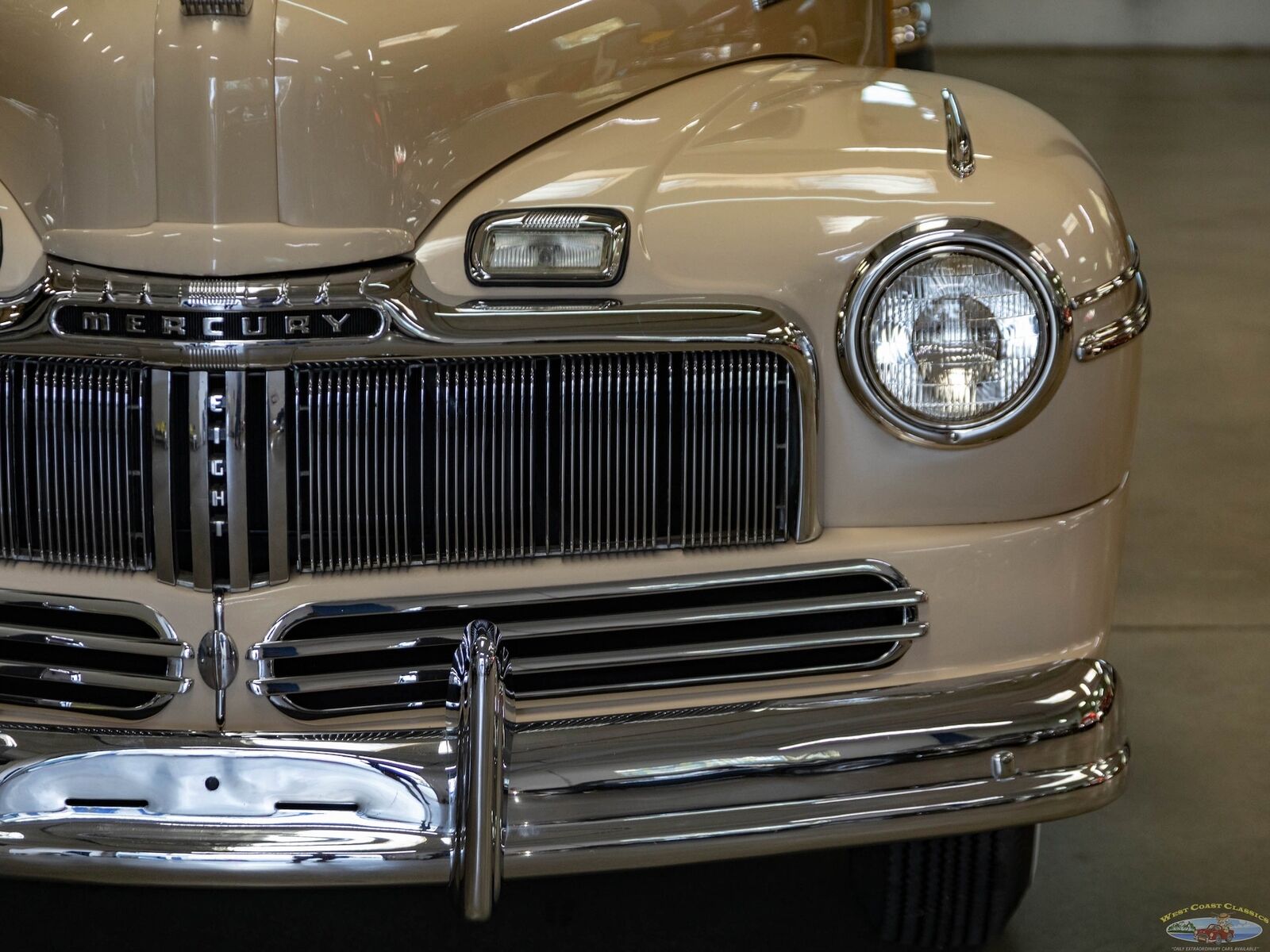 Mercury-Wagon-1948-Station-Wagon-15
