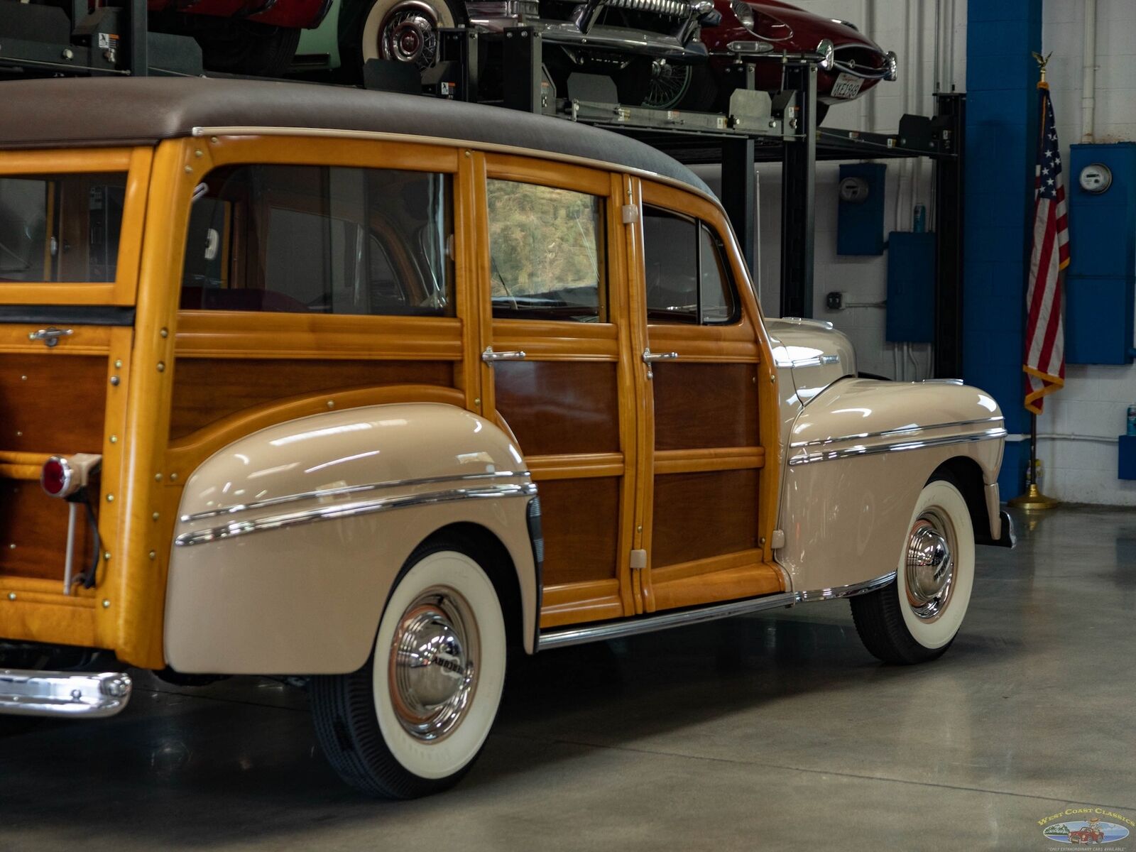 Mercury-Wagon-1948-Station-Wagon-25
