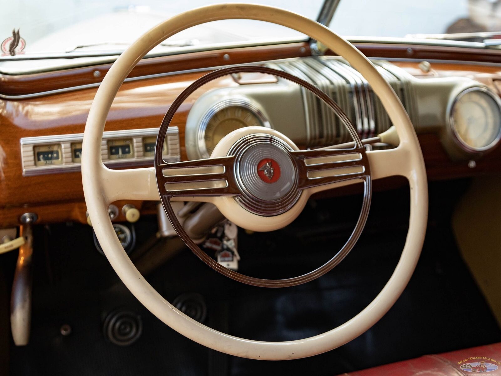 Mercury-Wagon-1948-Station-Wagon-30
