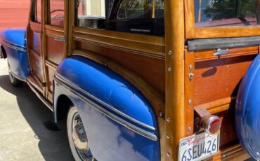 Mercury-Woodie-1946-4