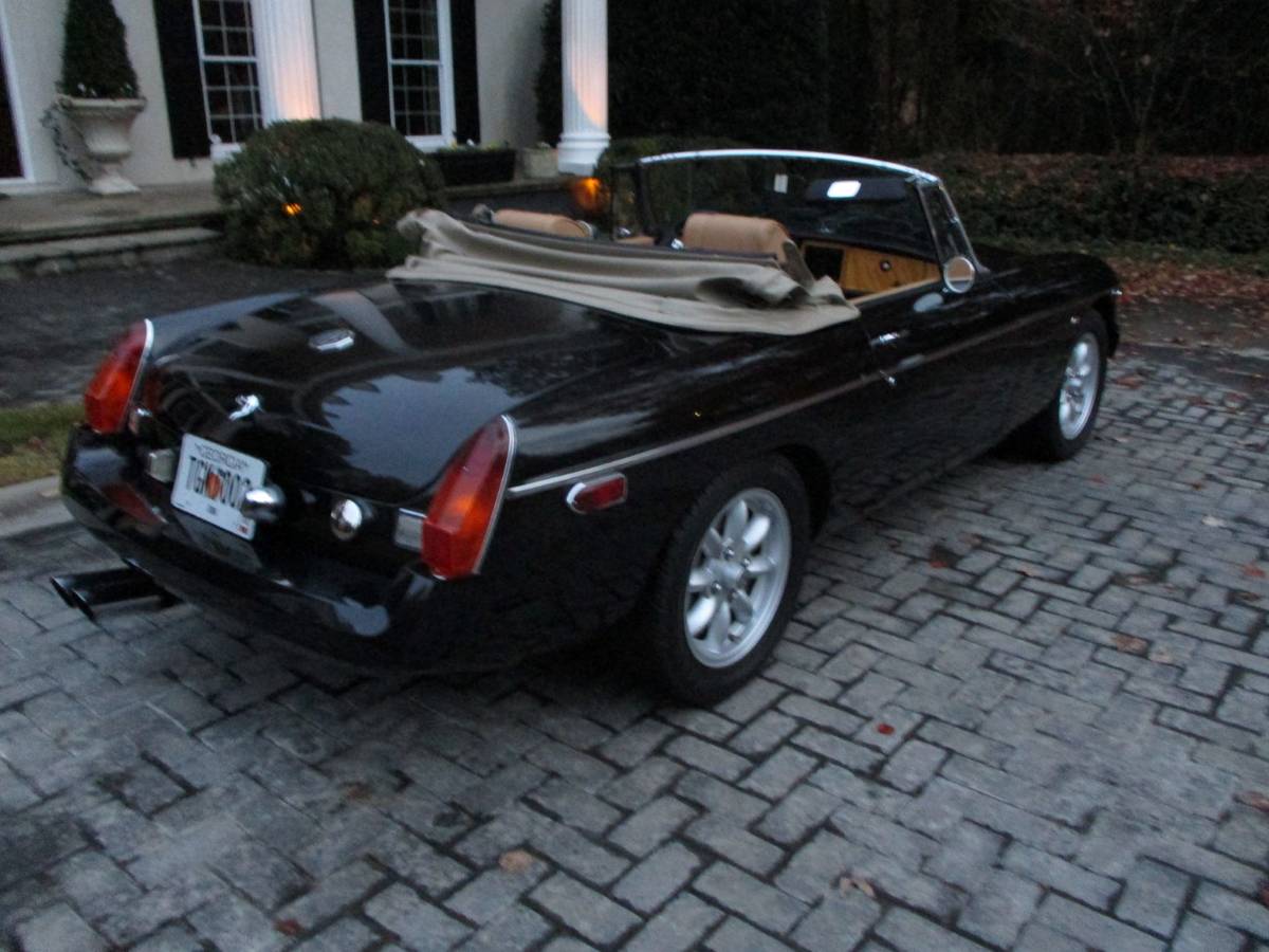 Mg-B-1980-10