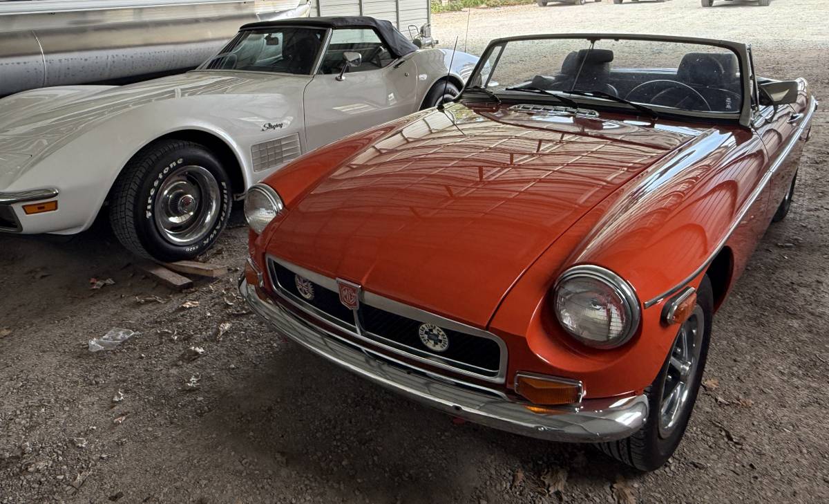 Mg-B-convertible-1974-orange-2