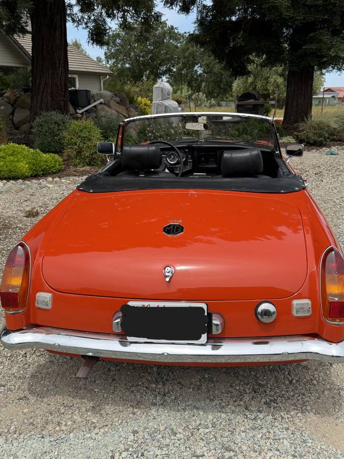 Mg-B-convertible-1974-orange-4
