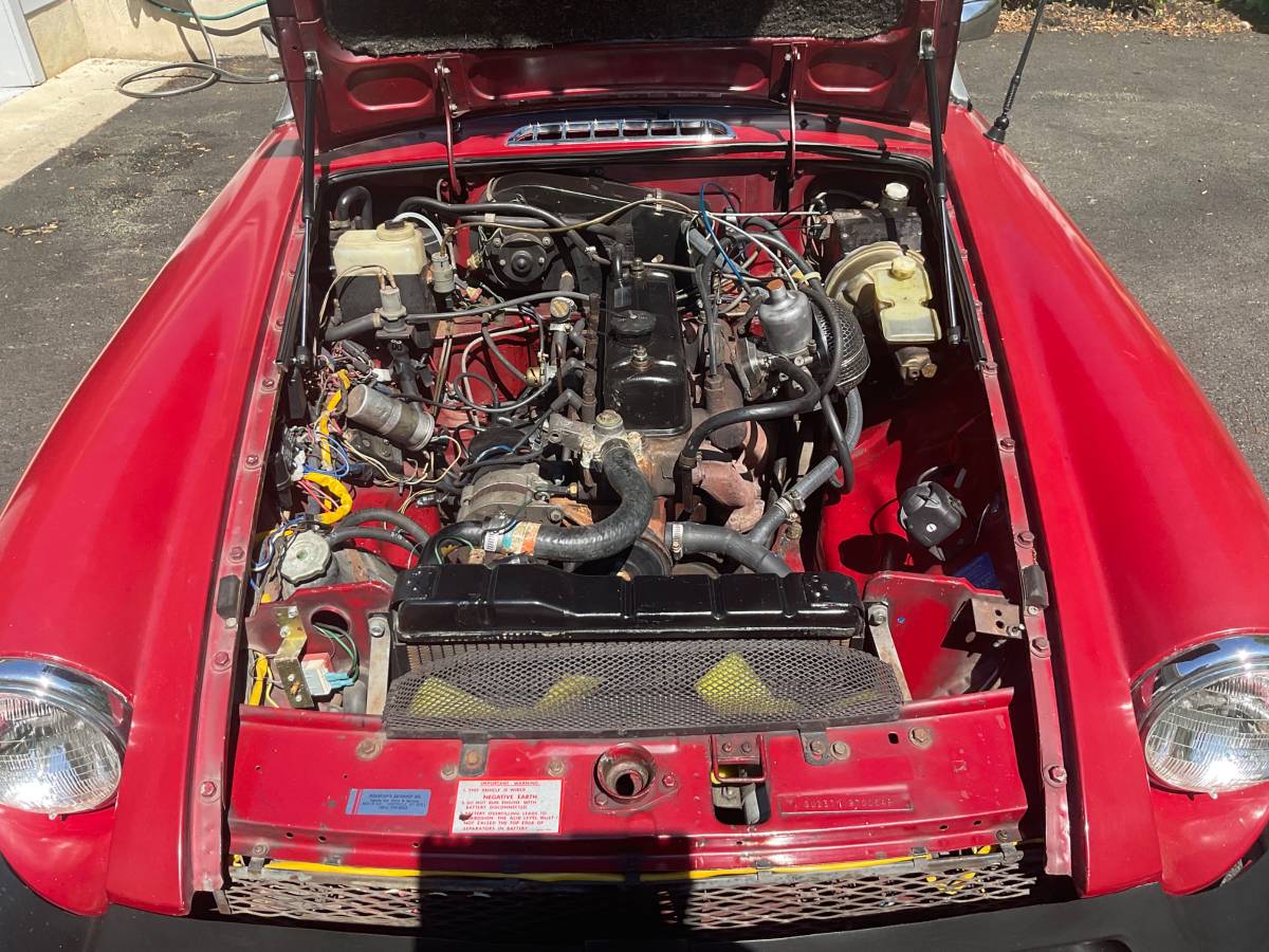 Mg B convertible  1979 red