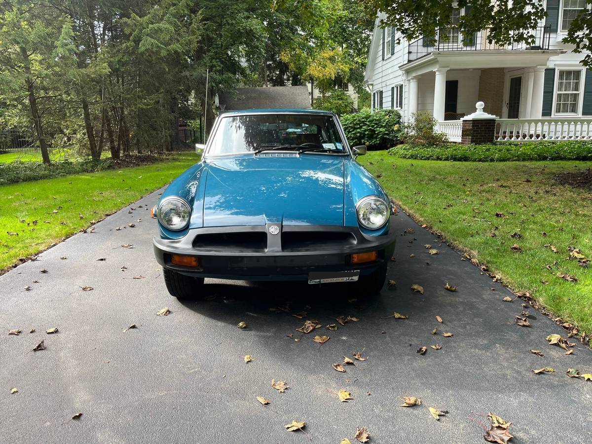 Mg-B-gt-1974-blue-1