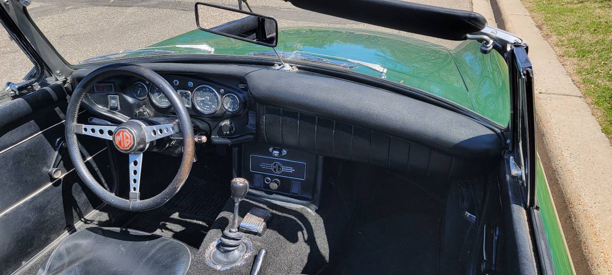 Mg-B-roadster-1968-green-1