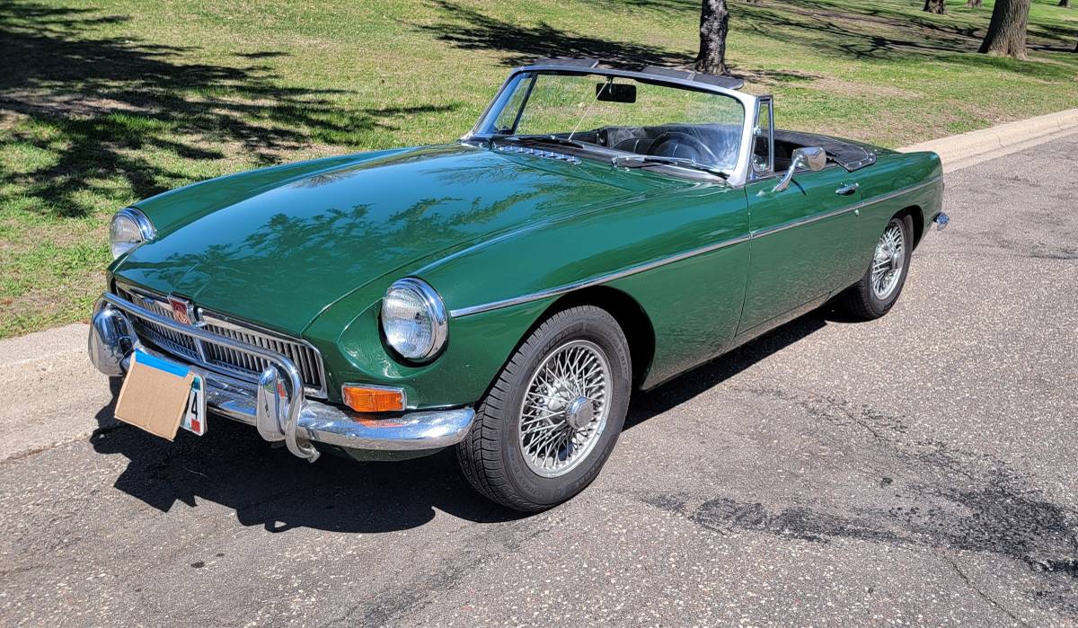 Mg-B-roadster-1968-green-4