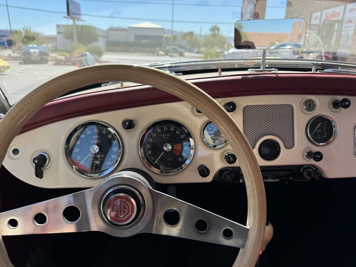 Mg-Mga-roadster-1959-white-12