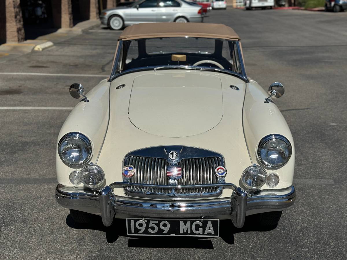 Mg-Mga-roadster-1959-white-3