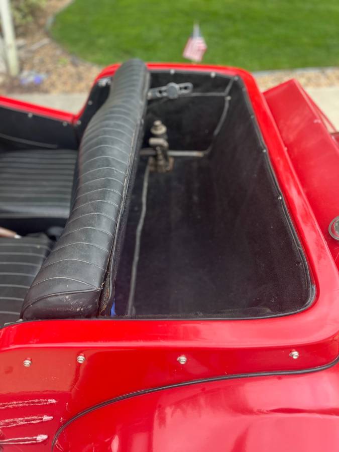 Mg-Td-replica-1989-red-7