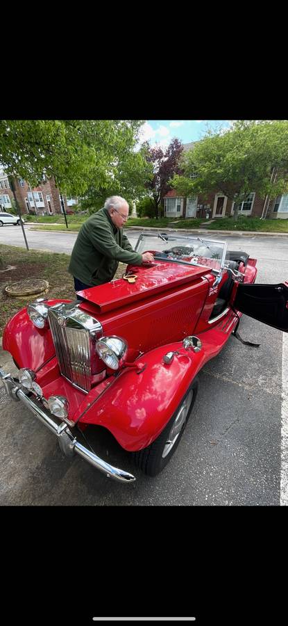 Mg-Tg-1951-red-2