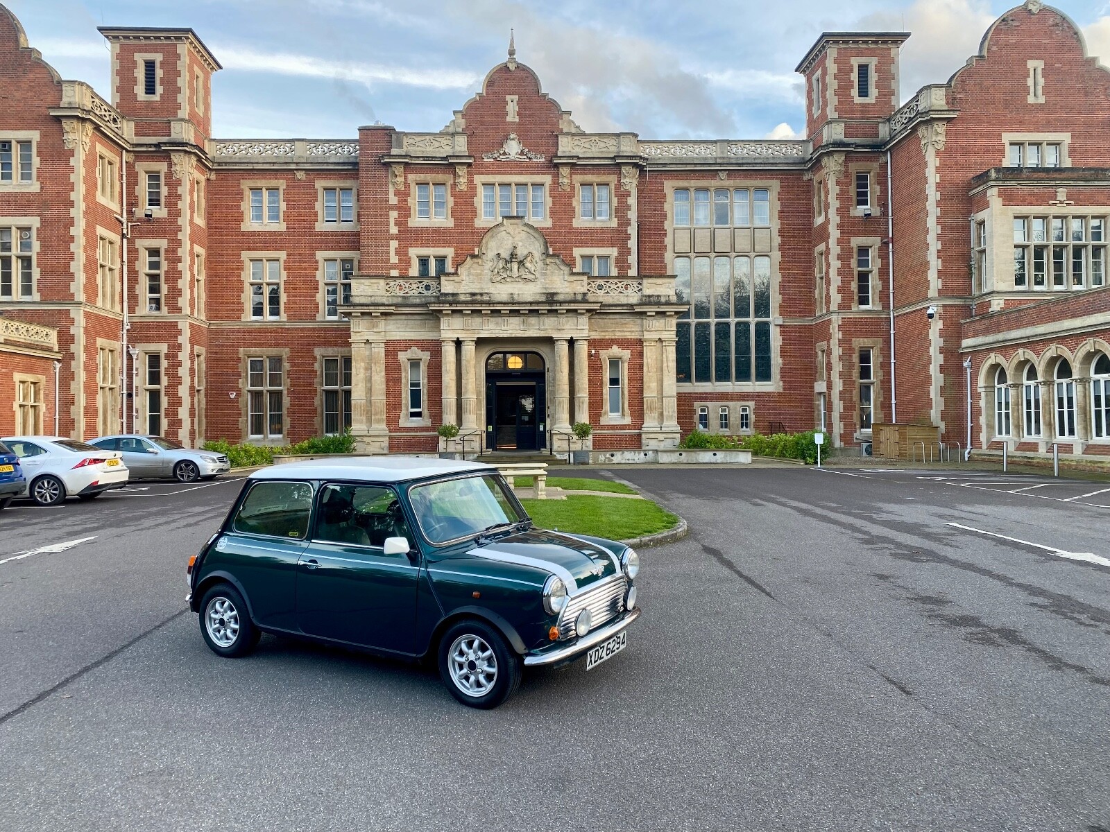 Mini-Cooper-1994-Hatchback-1