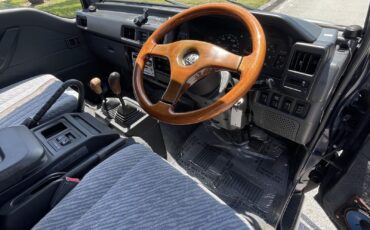 Mitsubishi-Delica-1995-Minivan-15