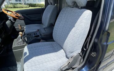 Mitsubishi-Delica-1995-Minivan-17