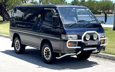 Mitsubishi Delica 1995 Minivan