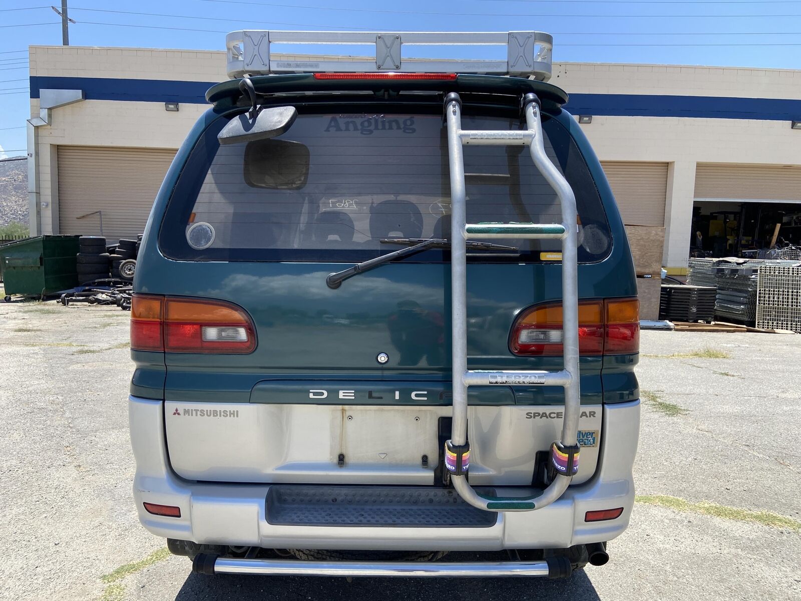 Mitsubishi-Delica-1995-Van-13