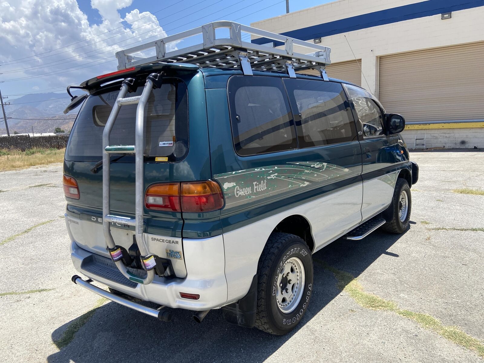 Mitsubishi-Delica-1995-Van-14
