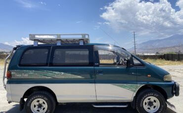 Mitsubishi-Delica-1995-Van-17
