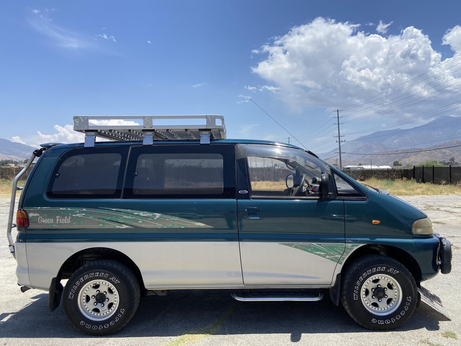 Mitsubishi-Delica-1995-Van-17
