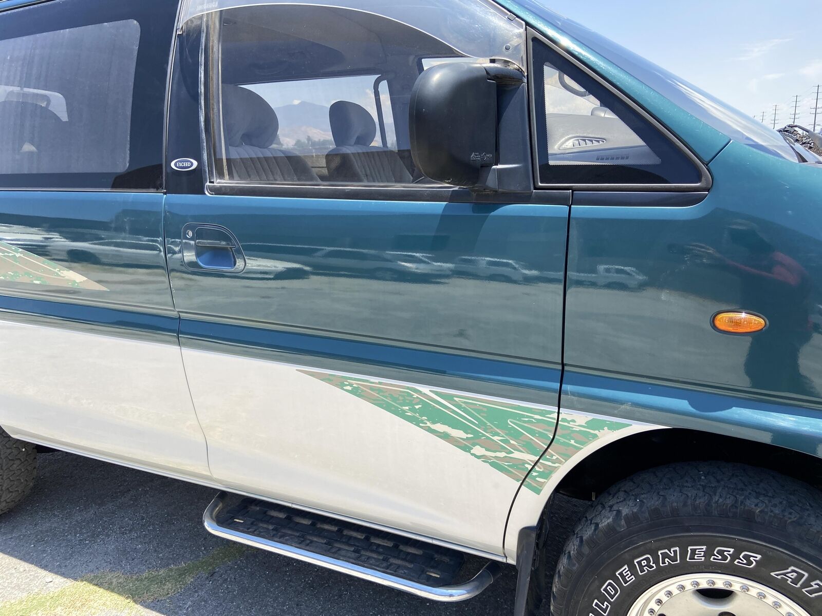 Mitsubishi-Delica-1995-Van-19
