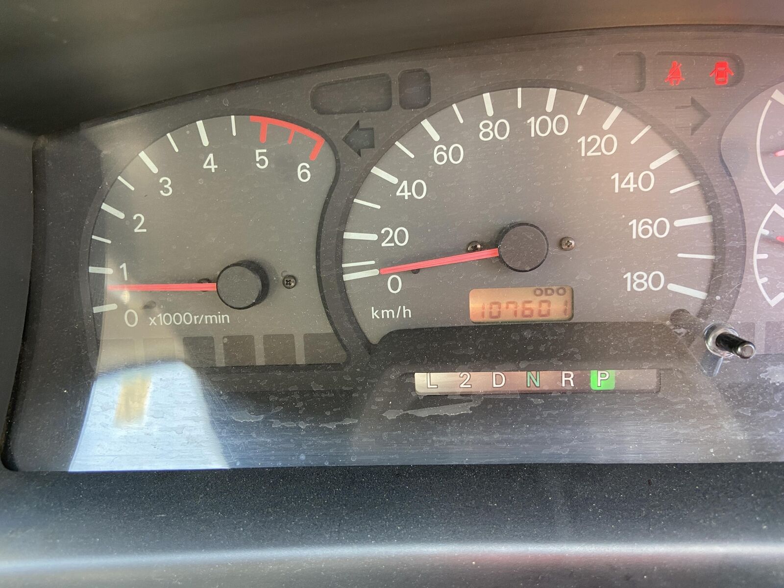 Mitsubishi-Delica-1995-Van-28