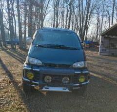Mitsubishi-Delica-l400-1994-1