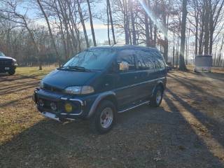 Mitsubishi-Delica-l400-1994-10