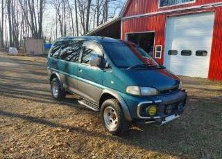 Mitsubishi-Delica-l400-1994-3