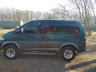 Mitsubishi Delica l400  1994