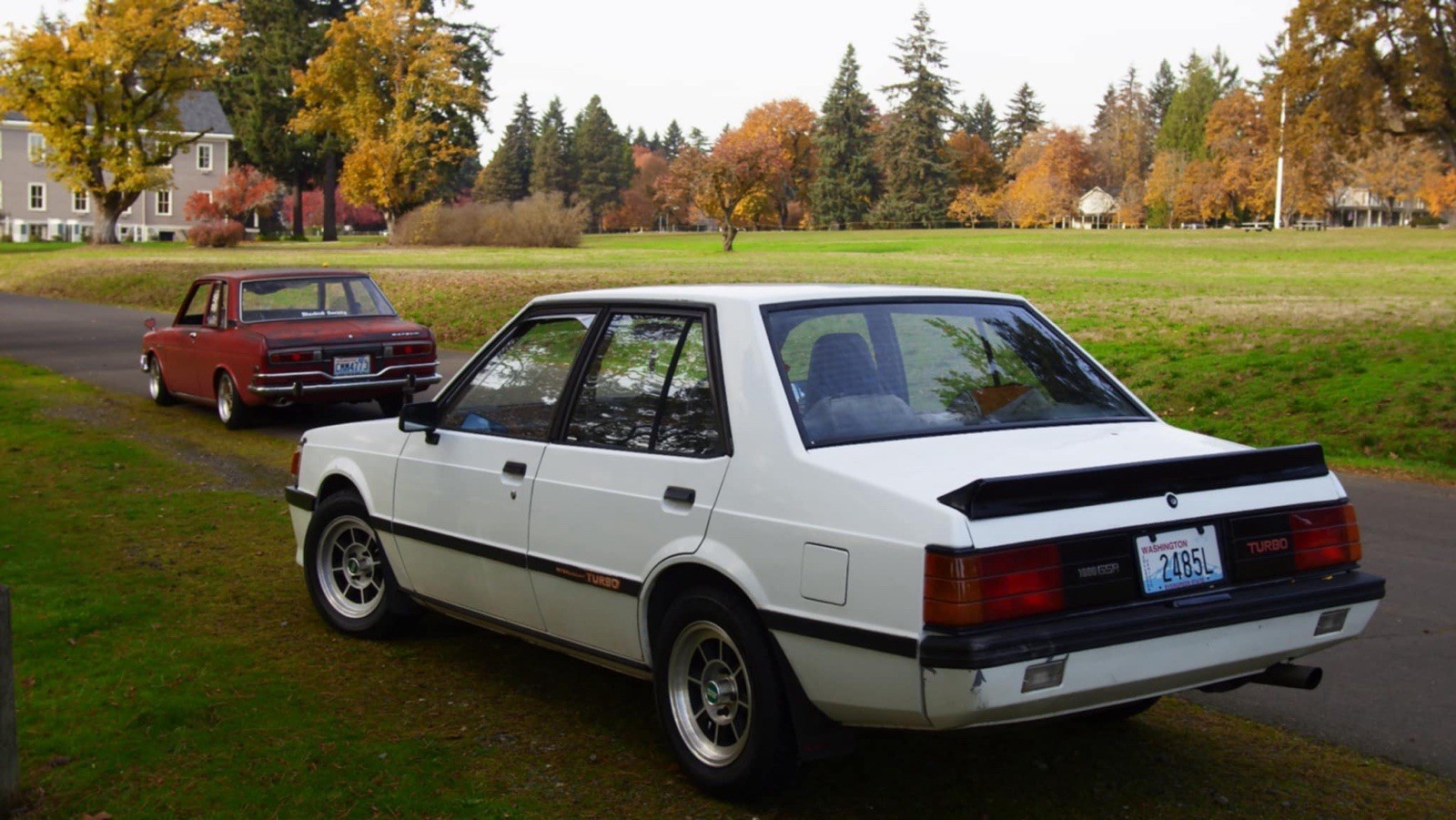 Mitsubishi-Lancer-1986-Sedan-2