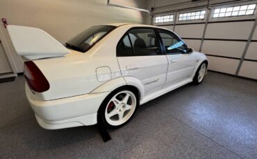 Mitsubishi-Lancer-evolution-v-1991-white-3