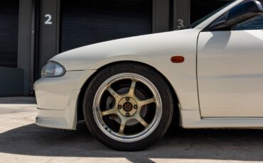 Mitsubishi-Mirage-1995-Hatchback-2