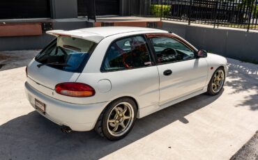 Mitsubishi-Mirage-1995-Hatchback-9