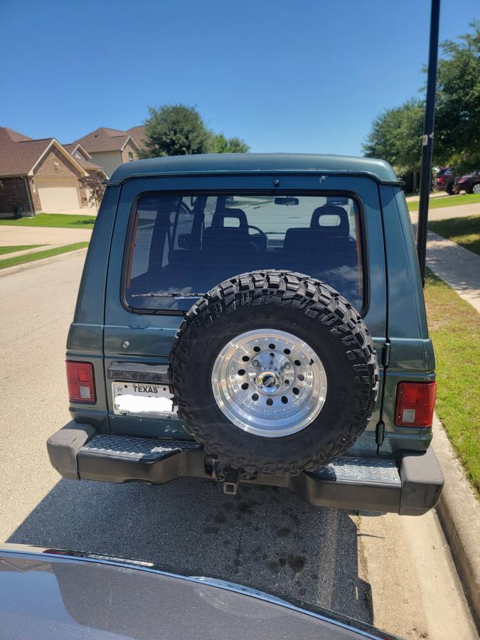 Mitsubishi-Montero-1991-green-2