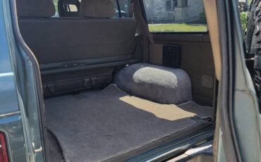 Mitsubishi-Montero-1991-green-5