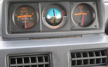 Mitsubishi-Montero-1991-red-18