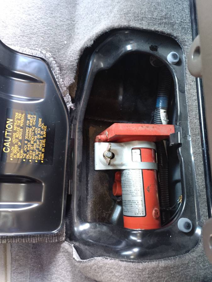 Mitsubishi-Montero-1994-custom-2