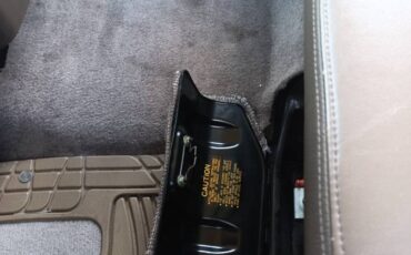 Mitsubishi-Montero-1994-custom-3