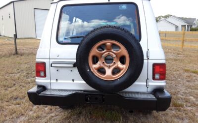 Mitsubishi Montero 4x4  1990 silver