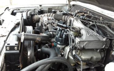Mitsubishi-Montero-4x4-1990-silver-5