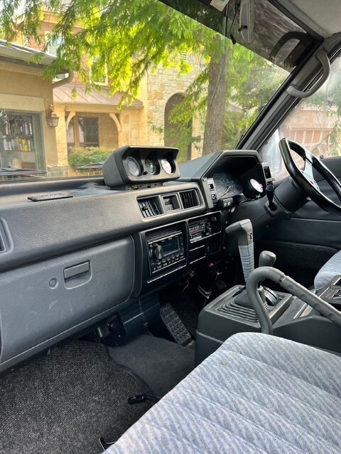 Mitsubishi-Other-1991-Van-Camper-13