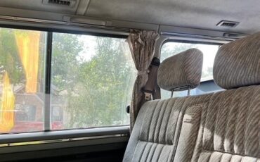 Mitsubishi-Other-1991-Van-Camper-17