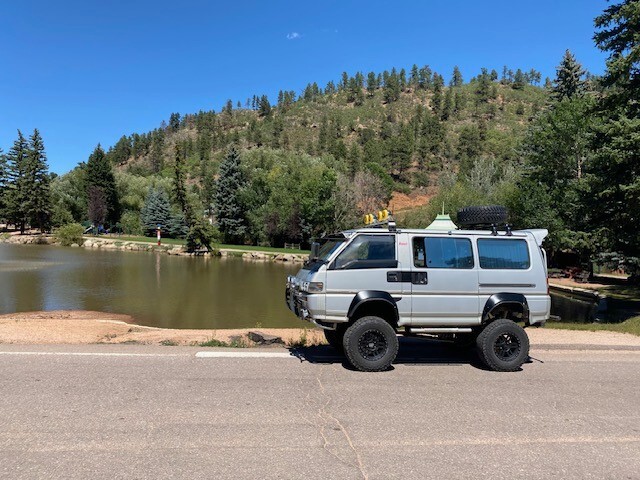 Mitsubishi-Other-1991-Van-Camper-18