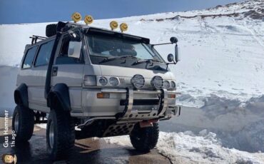 Mitsubishi-Other-1991-Van-Camper-20