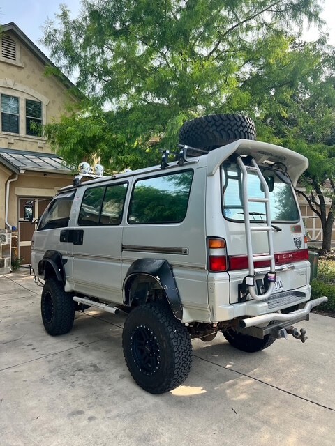 Mitsubishi-Other-1991-Van-Camper-22