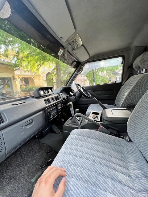Mitsubishi-Other-1991-Van-Camper-23