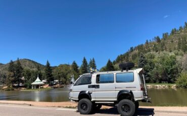 Mitsubishi-Other-1991-Van-Camper-26