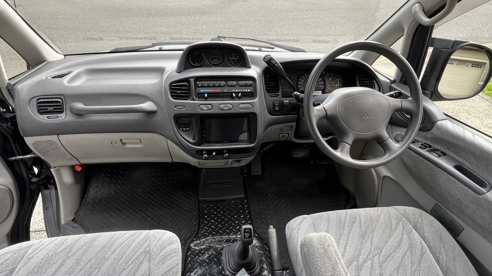 Mitsubishi-Other-1995-12
